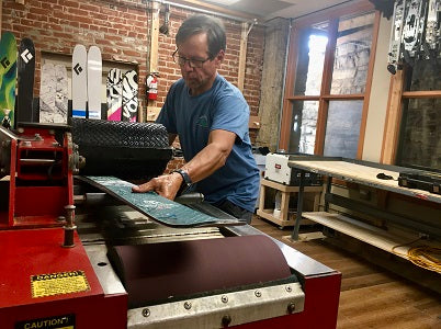 NEW Ski Service Shop