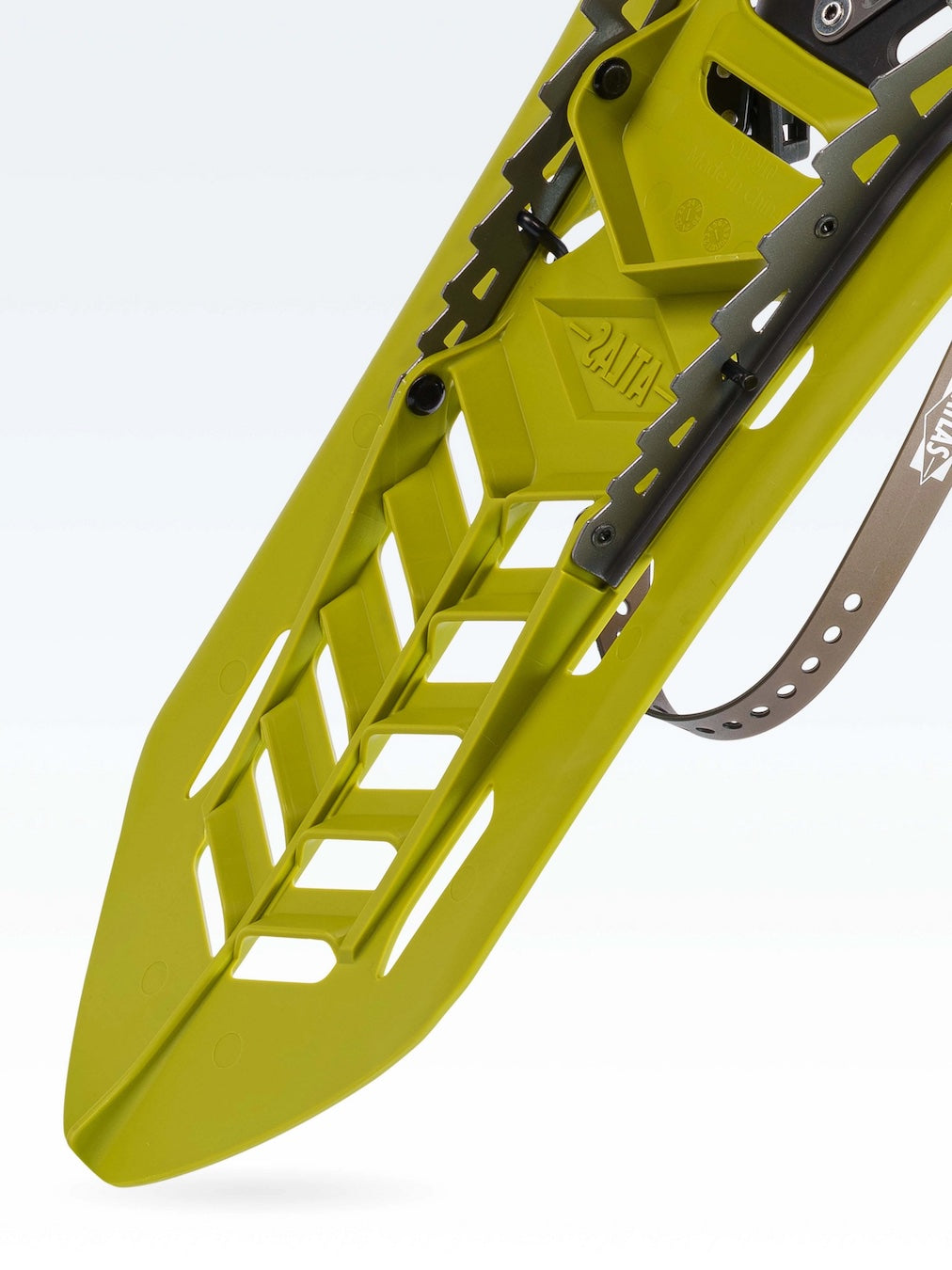 Ultralight snowshoeing technology is here with the Atlas Helium - MTN #atlassnowshoes #adventureready Ultralight snowshoeing technology is here with the Atlas Helium - MTN #atlassnowshoes #adventureready