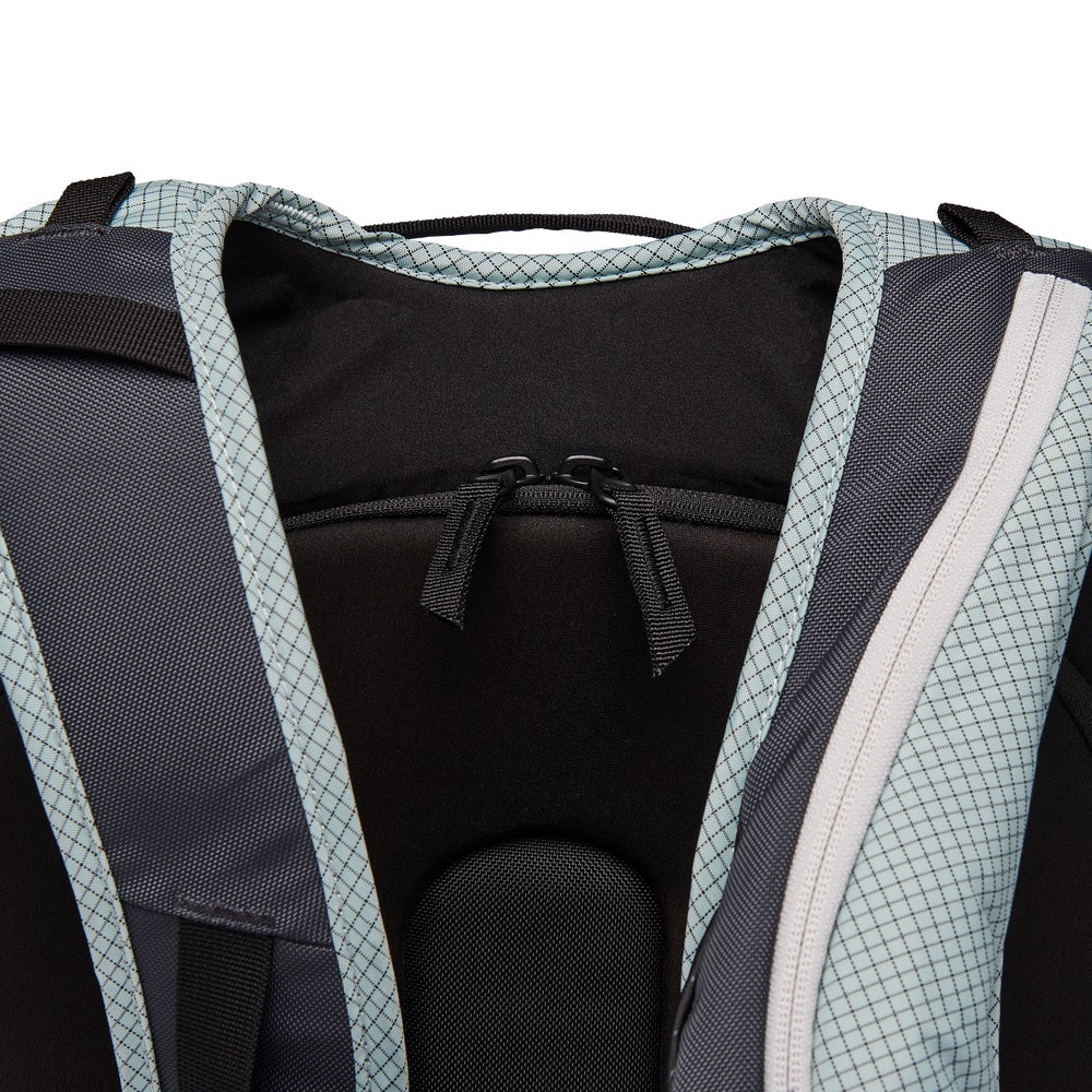 Black Diamond Dawn Patrol 32 Pack 10