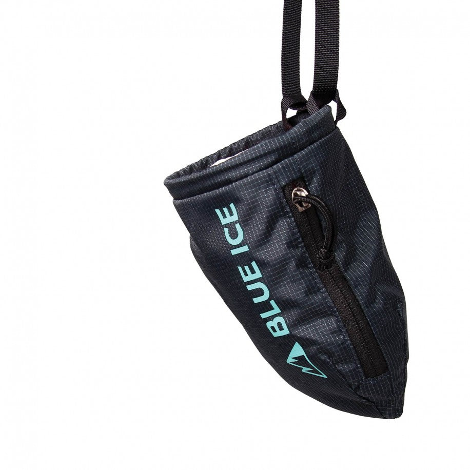 Blue Ice Sender Chalkbag 2020 1