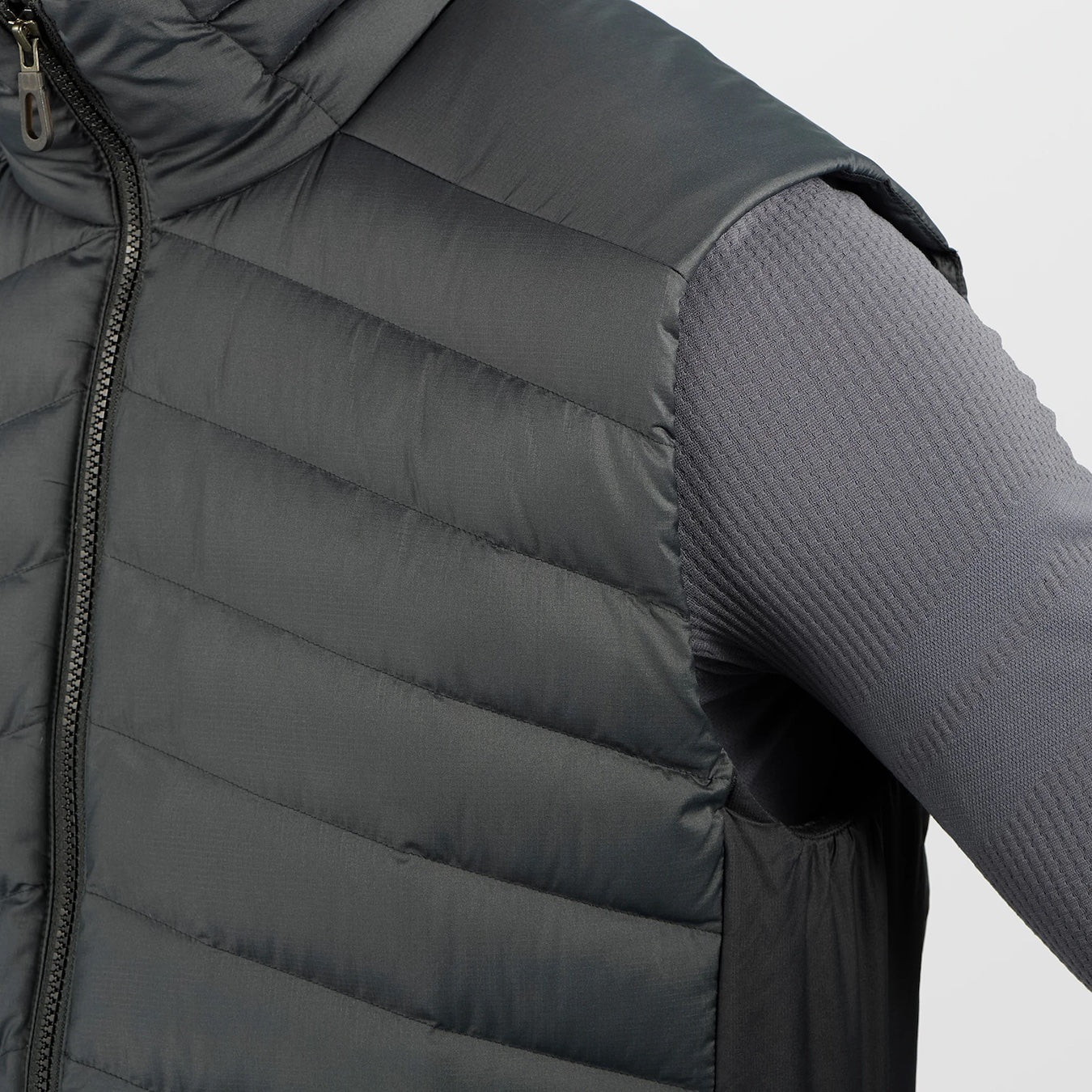 Salomon Essential Xwarm Down Vest - Men's 1