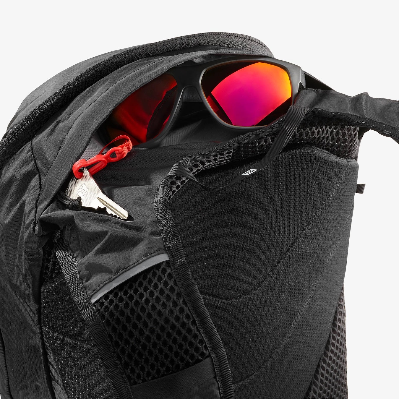 Salomon Trailblazer 20 Backpack 6